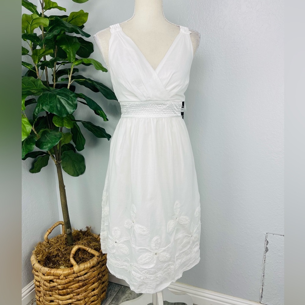 NWT White Floral Embroidered Faux Wrap Midi Dress